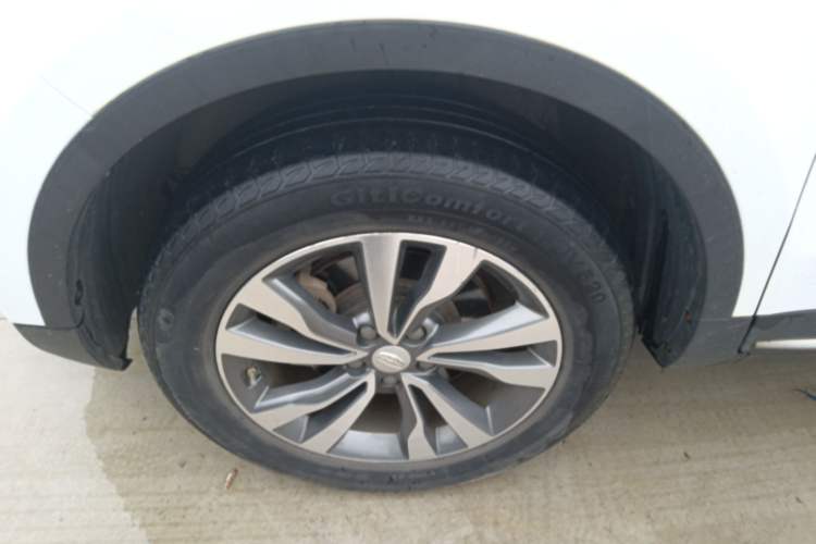 Used Geely Auto Emgrand X7 Sport 2016 1.8TD Automatic ZhiShang Model