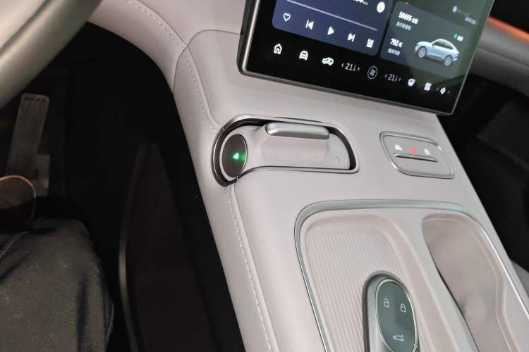 Used Nio EC6 2023 75 kWh