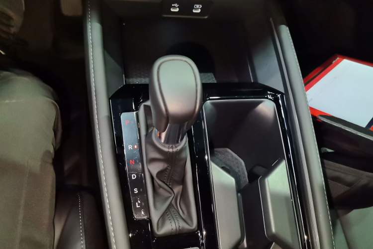 Used Honda Inspire 2025 260TURBO Elegant Edition