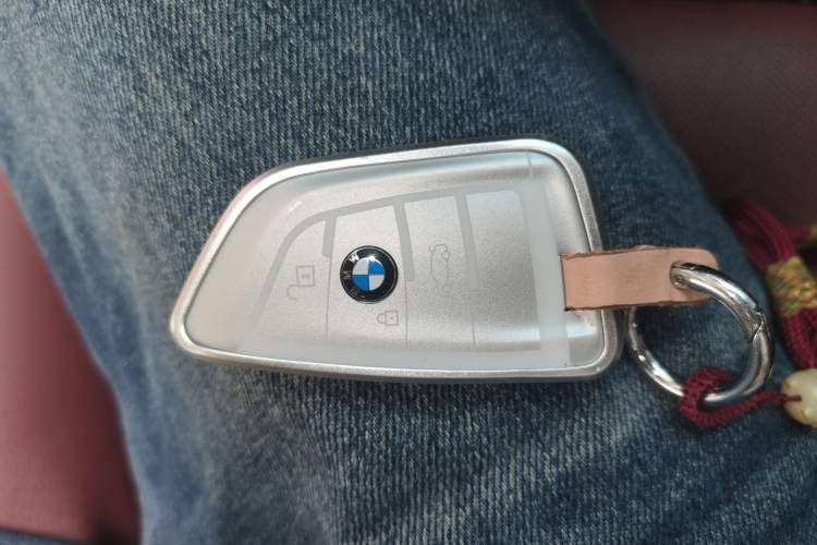 Used BMW 5 Series 2021 Facelifted 525Li M Sport Package Vehicle Key