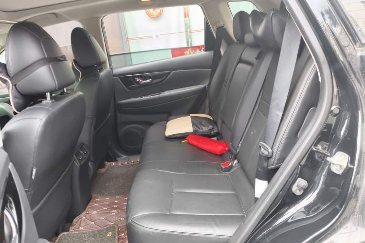 Used Nissan X-Trail 2019 2.0L CVT Smart Connect Comfort Edition 2WD Left Rear Seat