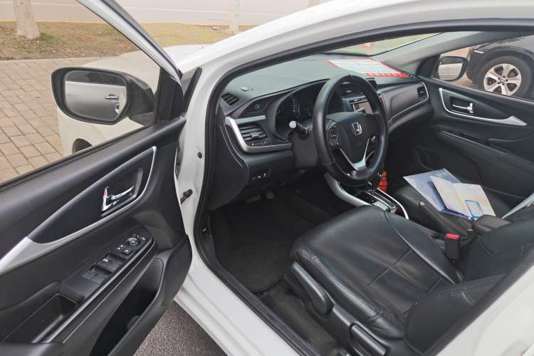 Used Honda Crider 2016 1.8L CVT Luxury Edition
