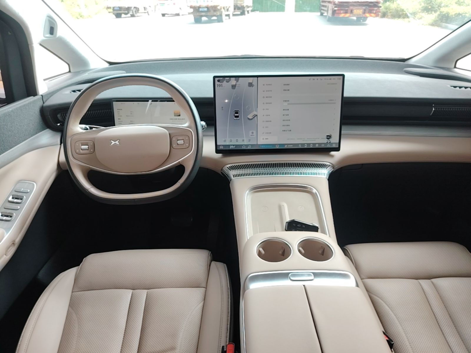 XPeng X9 2024 610 Long-Range Pro — снимка 12