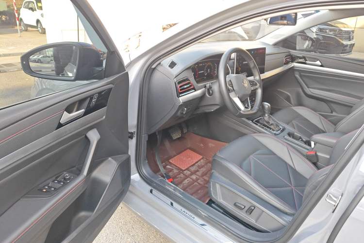 Used Volkswagen Lavida 2023 300TSI DSG Starry Sky Elite Edition