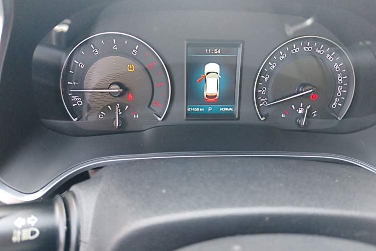 Used Wey VV5 2017 2.0T Ultra-Luxury Version
