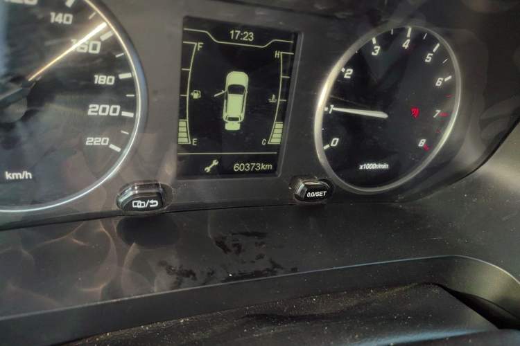 Used Chery Tiggo 5x 2020 1.5L Manual Urban Edition Odometer Close Up