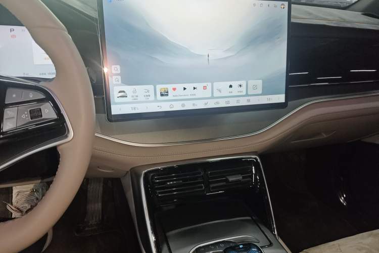 Used BYD Tang New Energy 2025 Intelligent Driving Version DM-i 115KM Prestige Edition Audio And AC Panel