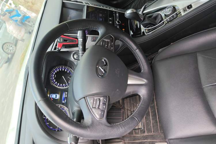 Used Infiniti Q50L 2016 2.0T Ambition Edition
