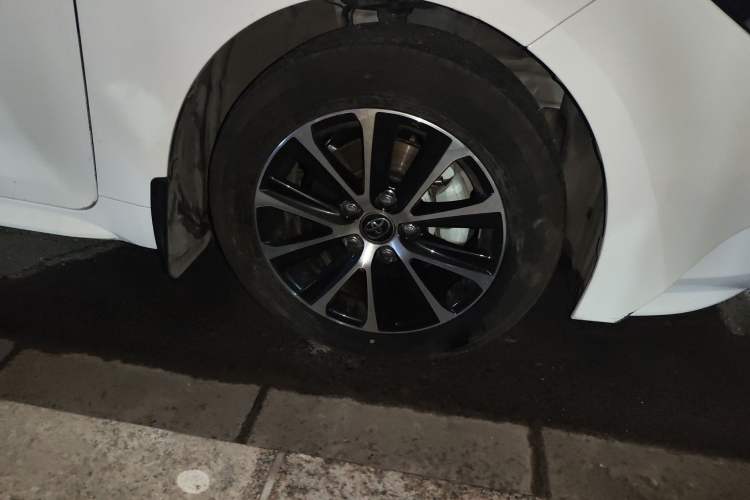 Used Toyota Levin 2024 Smart Electric Hybrid Dual-Engine 1.8L Luxury Edition