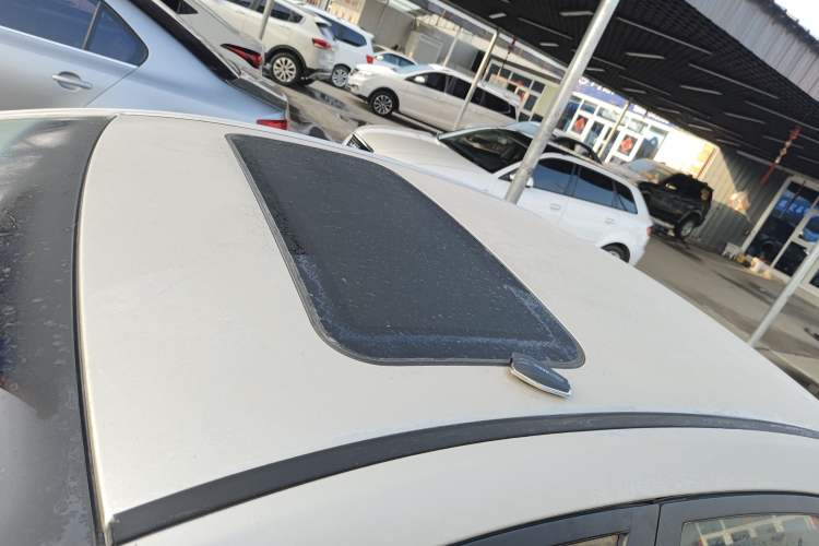 Used Geely Auto Emgrand 2019 Leading Edition 1.5L Manual Upgraded Connectivity Model China VI Standard
