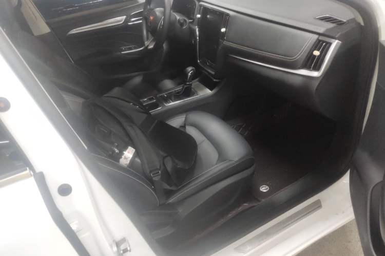 Used Roewe i6 2020 PLUS 1.6L CVT 4G Connected Glory Flagship Edition