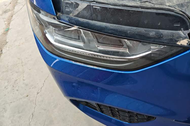 Used Wey VV5 2017 2.0T Flagship Edition Right Front Headlight