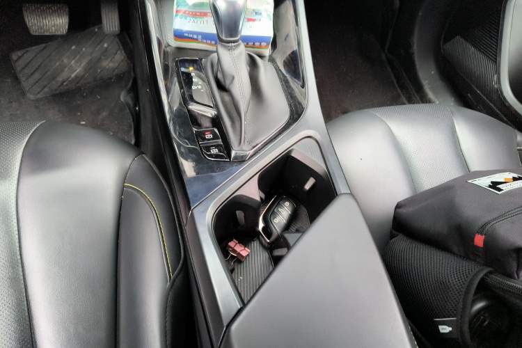 Used Roewe i5 2021 Revised Version 1.5L CVT Diamond Edition
