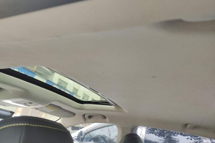 Used Roewe i5 2021 Revised Version 1.5L CVT Diamond Edition