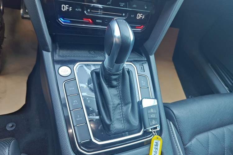 Used Volkswagen Magotan GTE Plug-in Hybrid 2022 GTE Luxury Model
