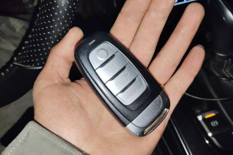 Used Hongqi H5 2019 30TD Smart Connect Dynamic Edition