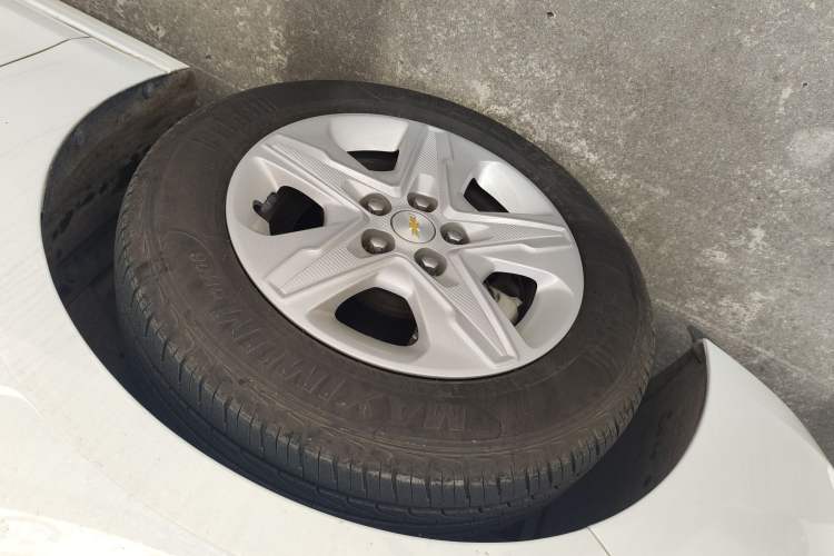 Used Chevrolet Cavalier 2018 320 Automatic Enjoyment Sunroof Edition Exterior 3