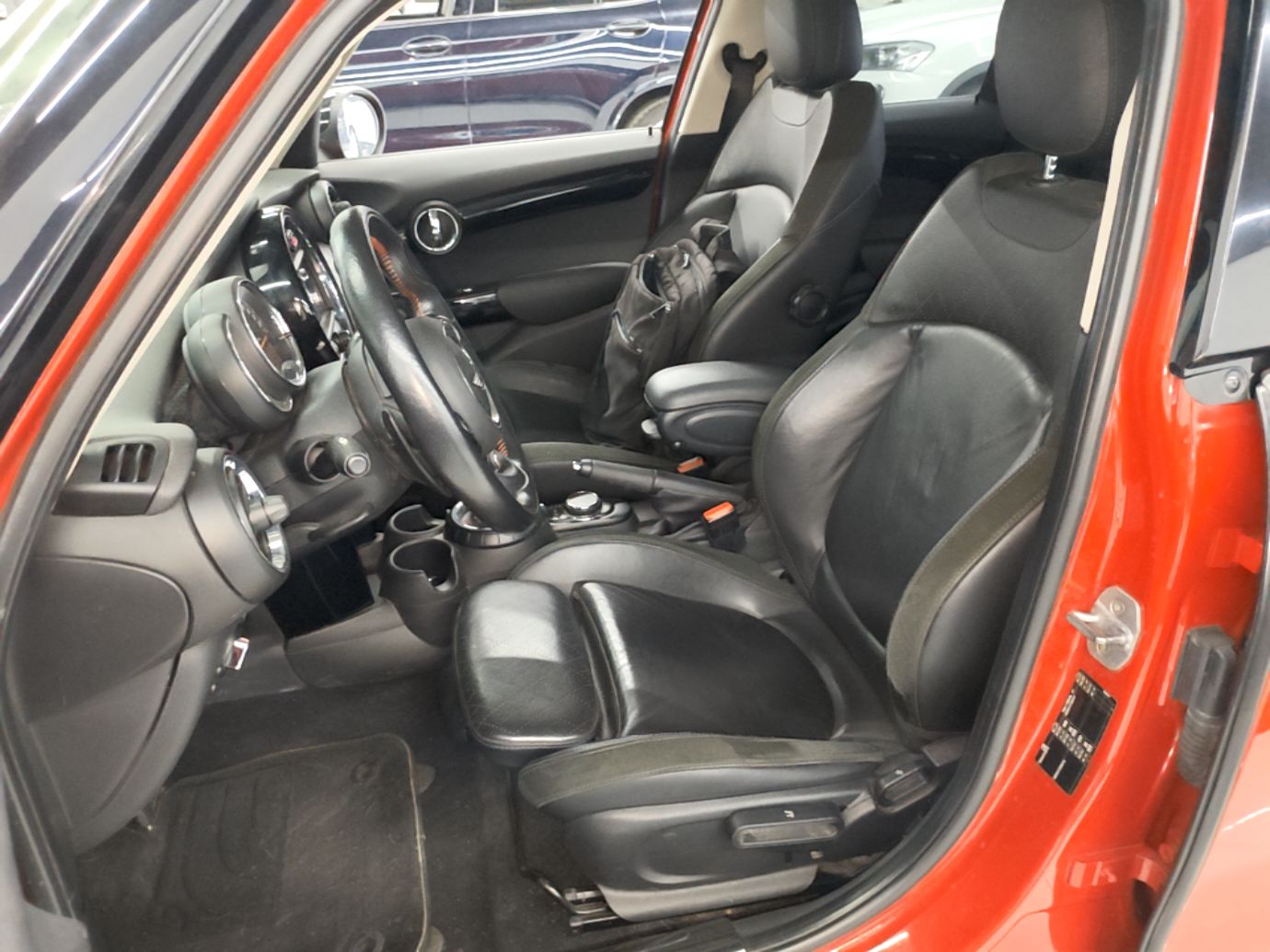 Interior delantero