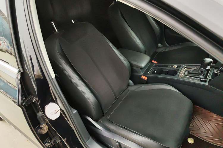 Used Volkswagen Magotan 2019 330TSI DSG Luxury Version China VI Standard