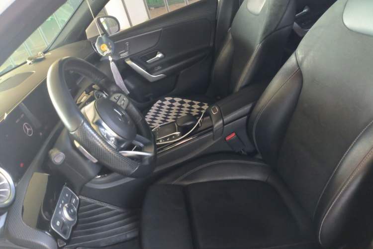 Used Mercedes-Benz A-Class 2022 A 200 L Sport Sedan Fashion Model
