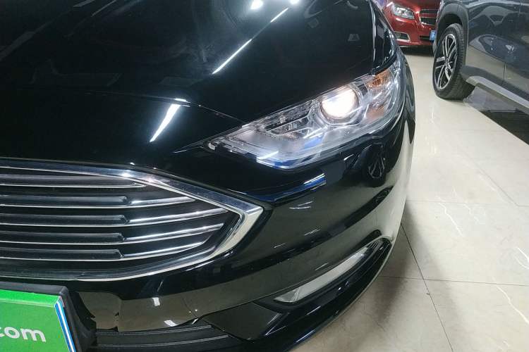 Used Ford Mondeo 2017 EcoBoost 180 Stylish Model Left Front Headlight