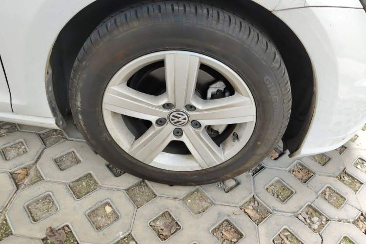 Used Volkswagen Golf 2018 1.6L Automatic Fashion Model
