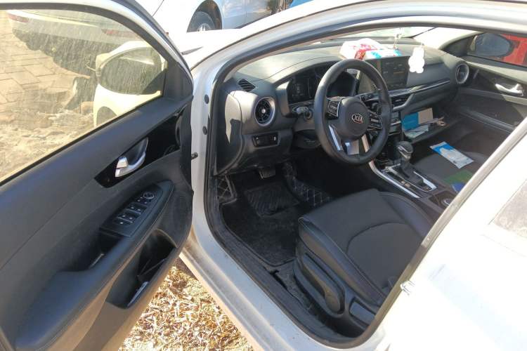 Used Kia K3 2020 1.5L CVT New Sharp Edition with Sunroof
