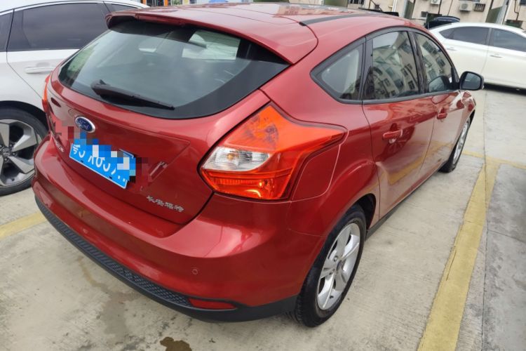 Used Ford Focus 2012 Hatchback 1.6L Automatic Fashion Edition
