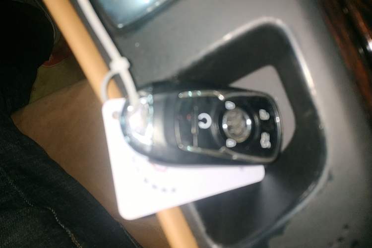 Used Buick LaCrosse 2016 28T Luxury Version Interior 1