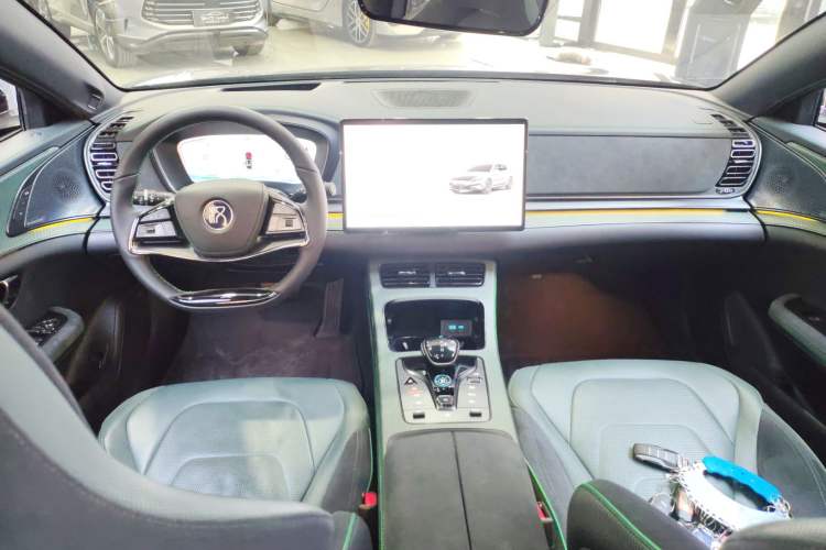 Used BYD Han 2022 EV 610 km All-Wheel-Drive Qianshan Cui Limited Edition