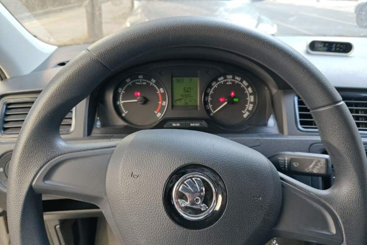 Used Skoda Rapid Spaceback 2014 1.6L Automatic Enjoyment Edition