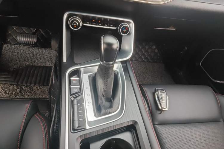 Used Geely Auto Binray 2019 200T DCT Binchi Edition Gear Lever