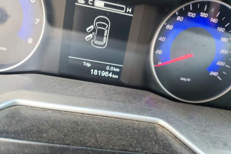 Used Geely Auto Emgrand 2016 Sedan 1.5L Manual Upward Edition