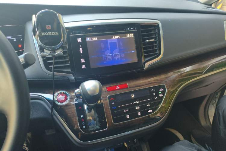 Used Honda Odyssey 2015 2.4L Smart Edition
