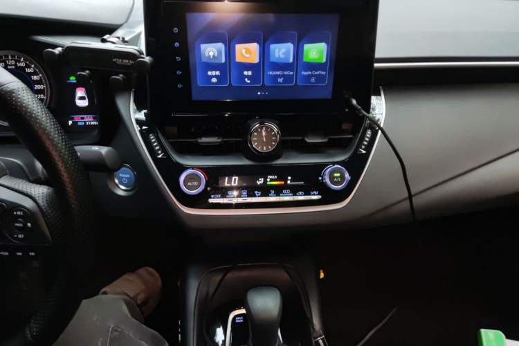 Used Toyota Levin 2022 Dual-Motor 1.8H E-CVT Leading Edition
