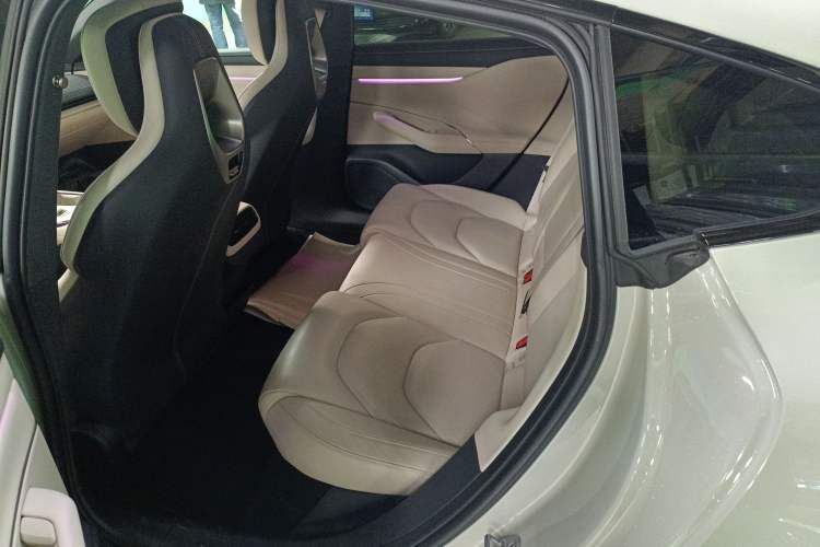 Used Xiaomi Auto SU7 2024 Rear-Drive Ultra-Long Range Advanced Pro-Level Intelligent Driving Version