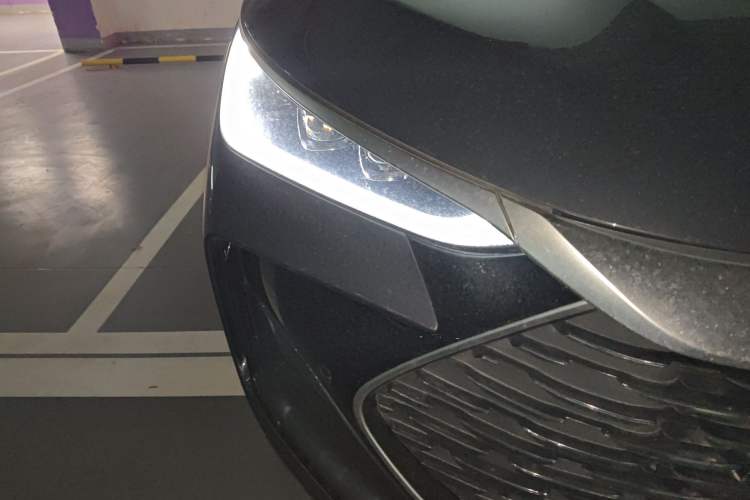 Used BYD Tang New Energy 2024 DM-i Glory Edition 200KM Flagship Model Right Front Headlight