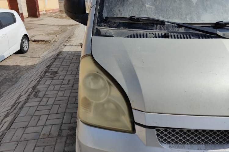 Used Wuling Rongguang 2011 1.2L Base Version
