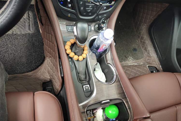 Used Buick Envision 2017 28T Four-Wheel Drive Luxury Model Gear Lever