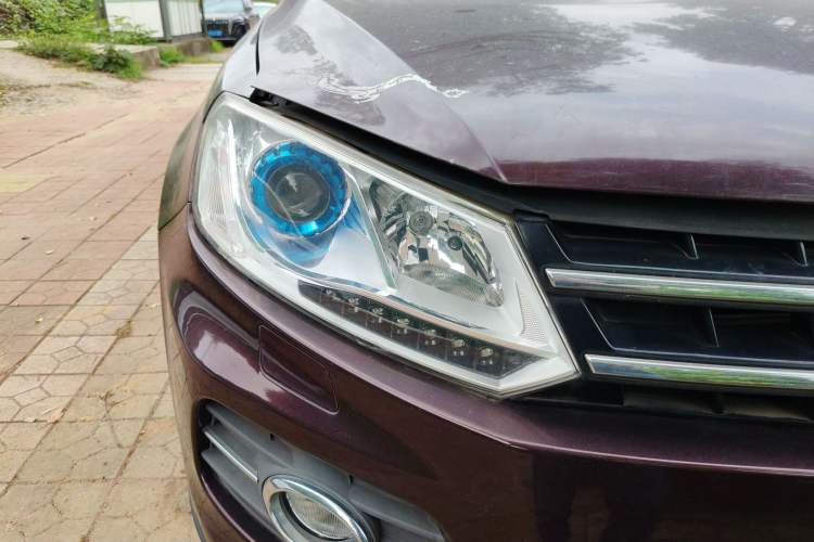 Used Zotye T600 2016 2.0T DCT Prestige Edition Right Front Headlight