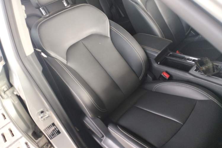 Used Roewe RX5 2020 20T Automatic 4G Connected Million Edition
