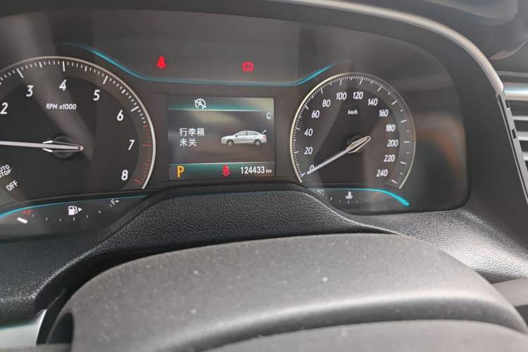 Used Buick GT 2016 15N Automatic Elite Edition Odometer Close Up