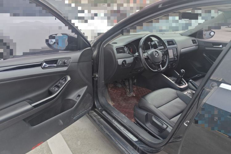 Used Volkswagen Sagitar 2018 1.6L Manual Comfort Model Driver Seat