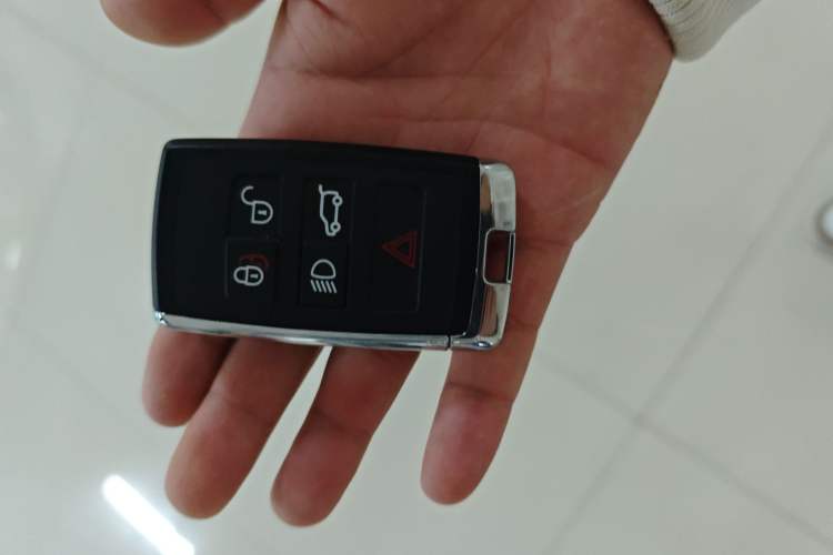 Used Land Rover Discovery Sport 2022 249 PS R-Dynamic S Performance Edition 5 Seats