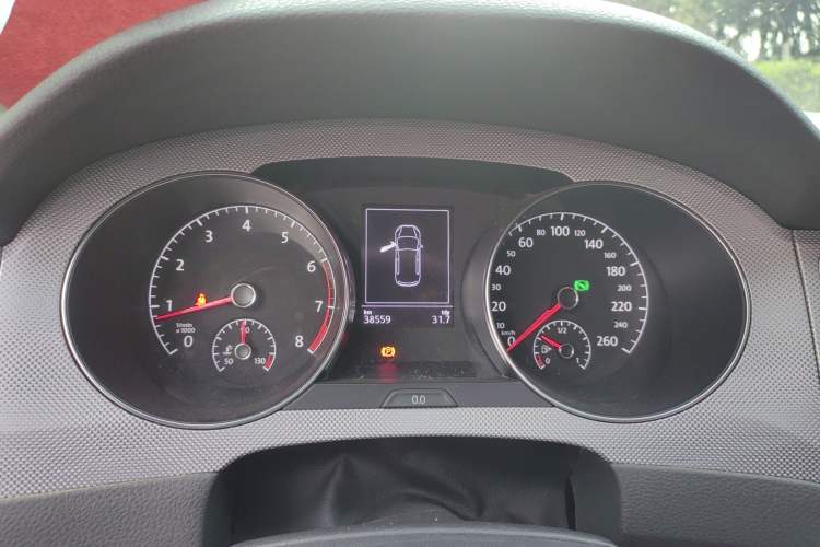 Used Volkswagen Golf Sportsvan 2016 230TSI Automatic Trend Edition
