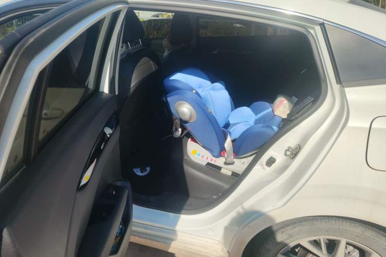 Used Dongfeng Aeolus Yixuan 2020 230T Automatic Glare-Proof Dark Knight Edition