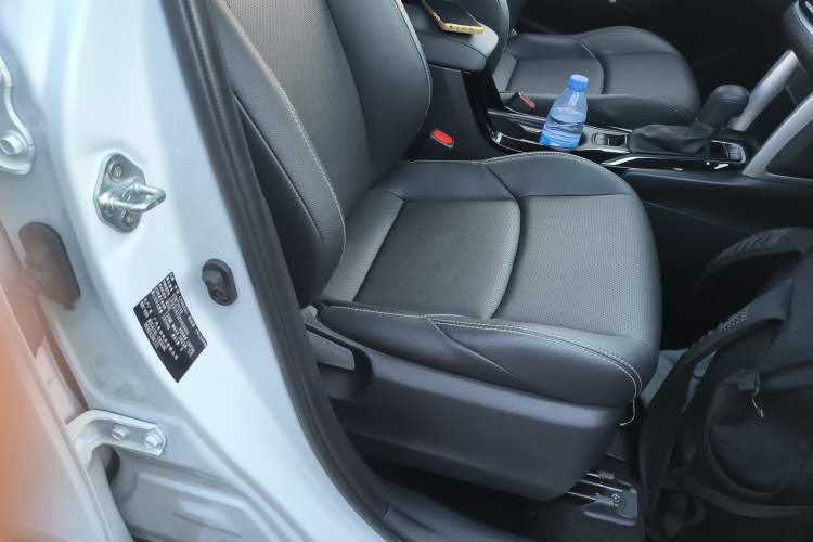 Used Toyota FRONTLANDER 2023 2.0L CVT Luxury Edition