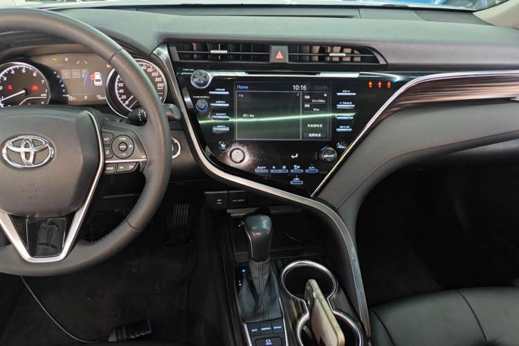 Used Toyota Camry 2018 2.5G Luxury Edition Audio And AC Panel