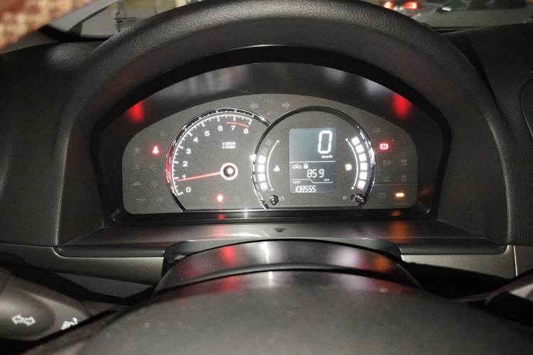 Used Roewe 350 2015 1.5L Manual Luxury Sunroof Edition Instrument Cluster