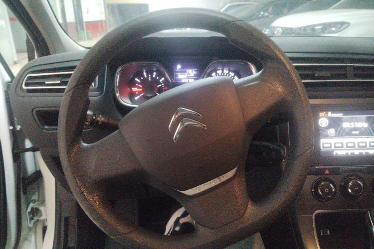 Used Citroen C4 Sega 2016 1.6L Automatic Comfort Model Steering Wheel